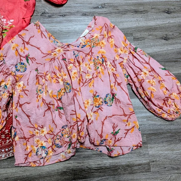 Boho Blouse Size M Bundle Lot Of 3 Tops Casual Flowy Feminine - Picture 2 of 9